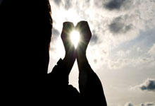 pg模拟器官网：国际乒联世界排名：林诗栋、王楚钦男单前二，中国包揽女单前四.